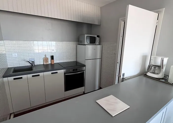 Bel 2 En Front De + Terrasse Et Garage Prive - Fr-1-323-324 *