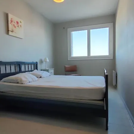 Bel 2 En Front De + Terrasse Et Garage Prive - Fr-1-323-324 *