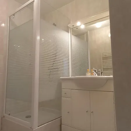 Bel 2 En Front De + Terrasse Et Garage Prive - Fr-1-323-324 *